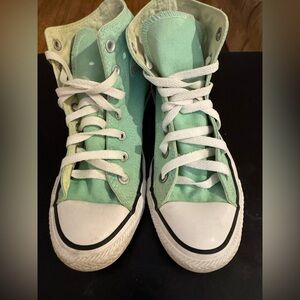 Women’s Size 7 Men’s Size 5 Mint Green Converse All Stars